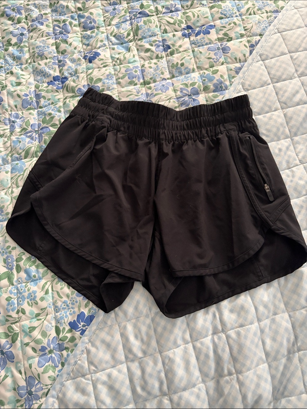 lululemon athletica Black Run/Train Elastic Waist Shorts